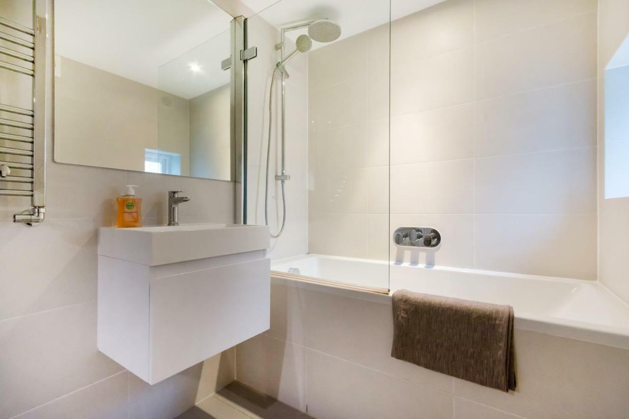 Luxurious Central Soho Apartment London Exterior photo